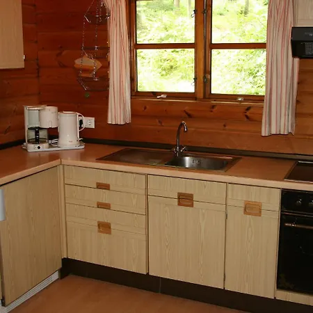 Holiday Arolsen-twistesee.3 بيت للعطل *
